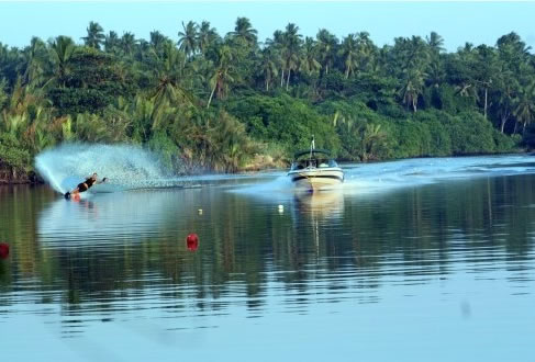 Wasserski in Sri Lanka